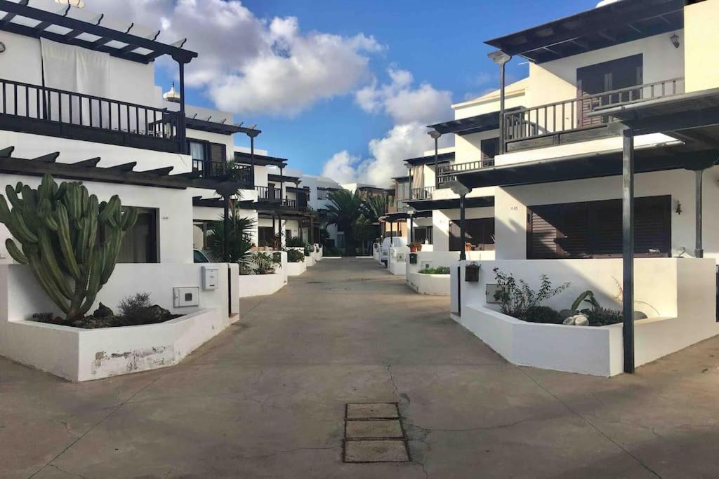 Duplex 3 Dormitorios Con Parking Privado Costa Teguise Exterior photo